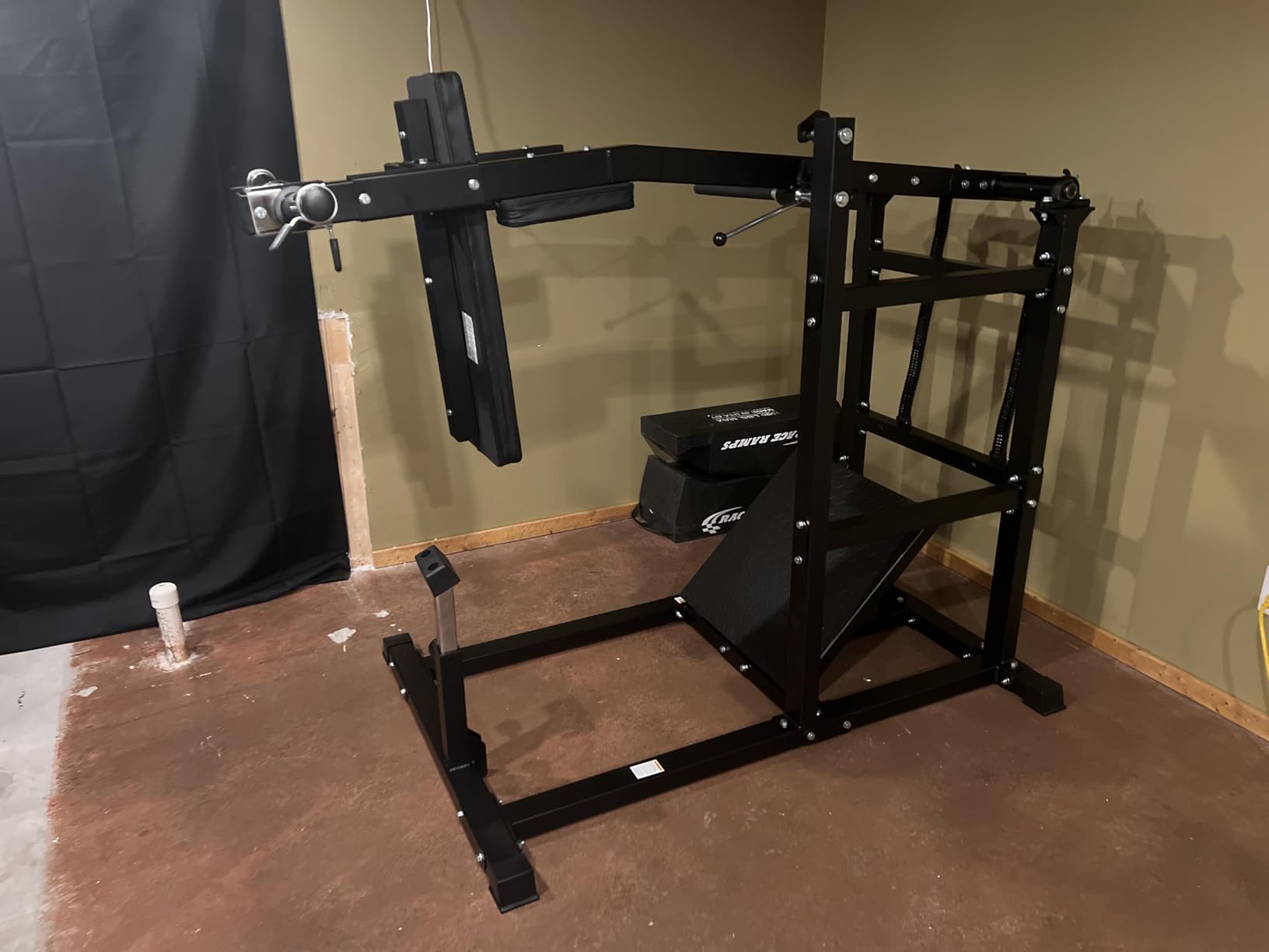 Pendulum Squat Machine, Plate Loaded Hack Squat Machine, Lower Body Strength Training, Leverage Squat Machine Home Gym customer photo 1