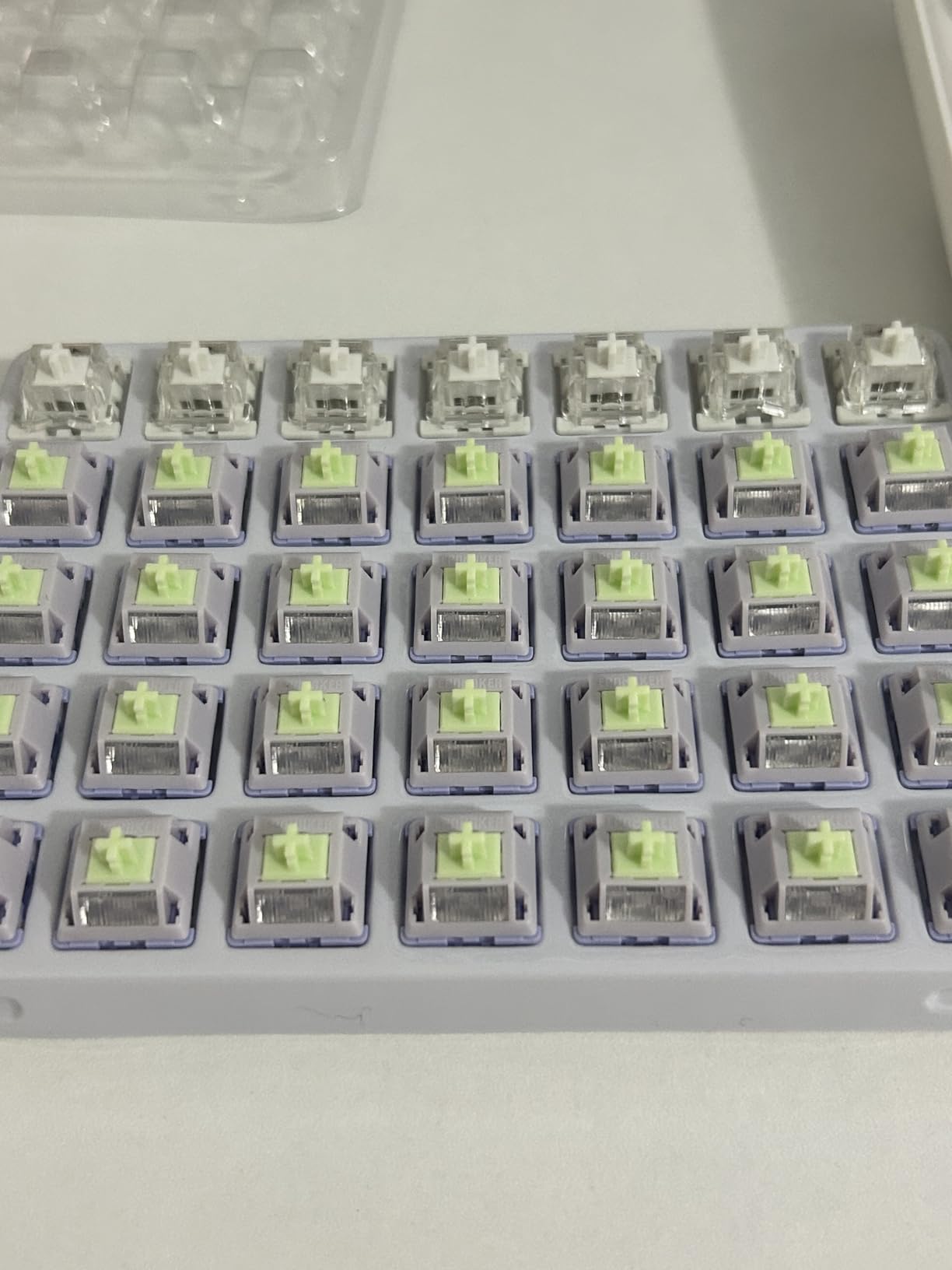 EPOMAKER Gaming Keyboard Switches, 35 PCS, Linear/Tactile Switch, 5-Pin Pre-Lubed Switch, Creamy Switches, Compatible with MX Keycaps for Mechanical Keyboard (Wisteria V2, Linear) customer photo 1