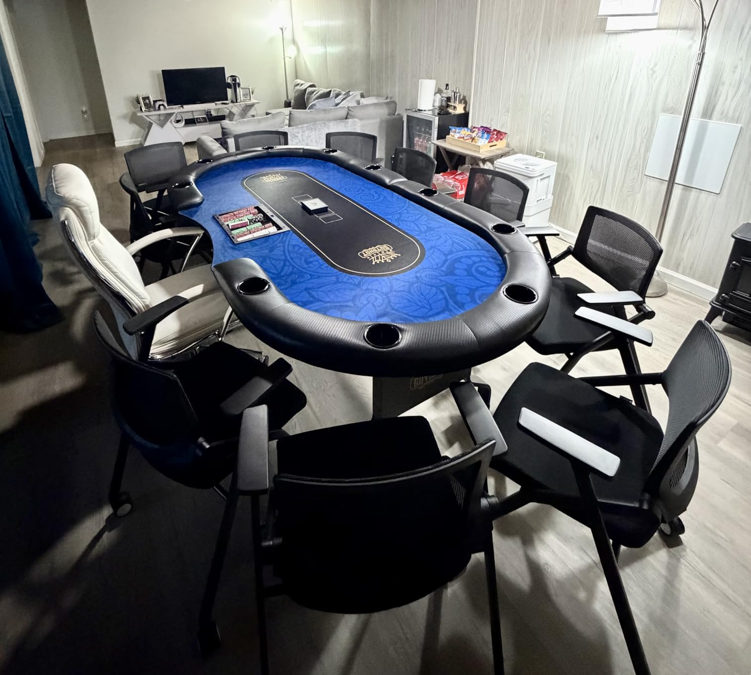 GUTSHOT Foldable Poker Table for 10 Players with Dealer Tray - Premium Soft-Padded Armrest, Individual Cup Holders - Crafted with Durable Materials, Long-Lasting Poker Table customer photo 2