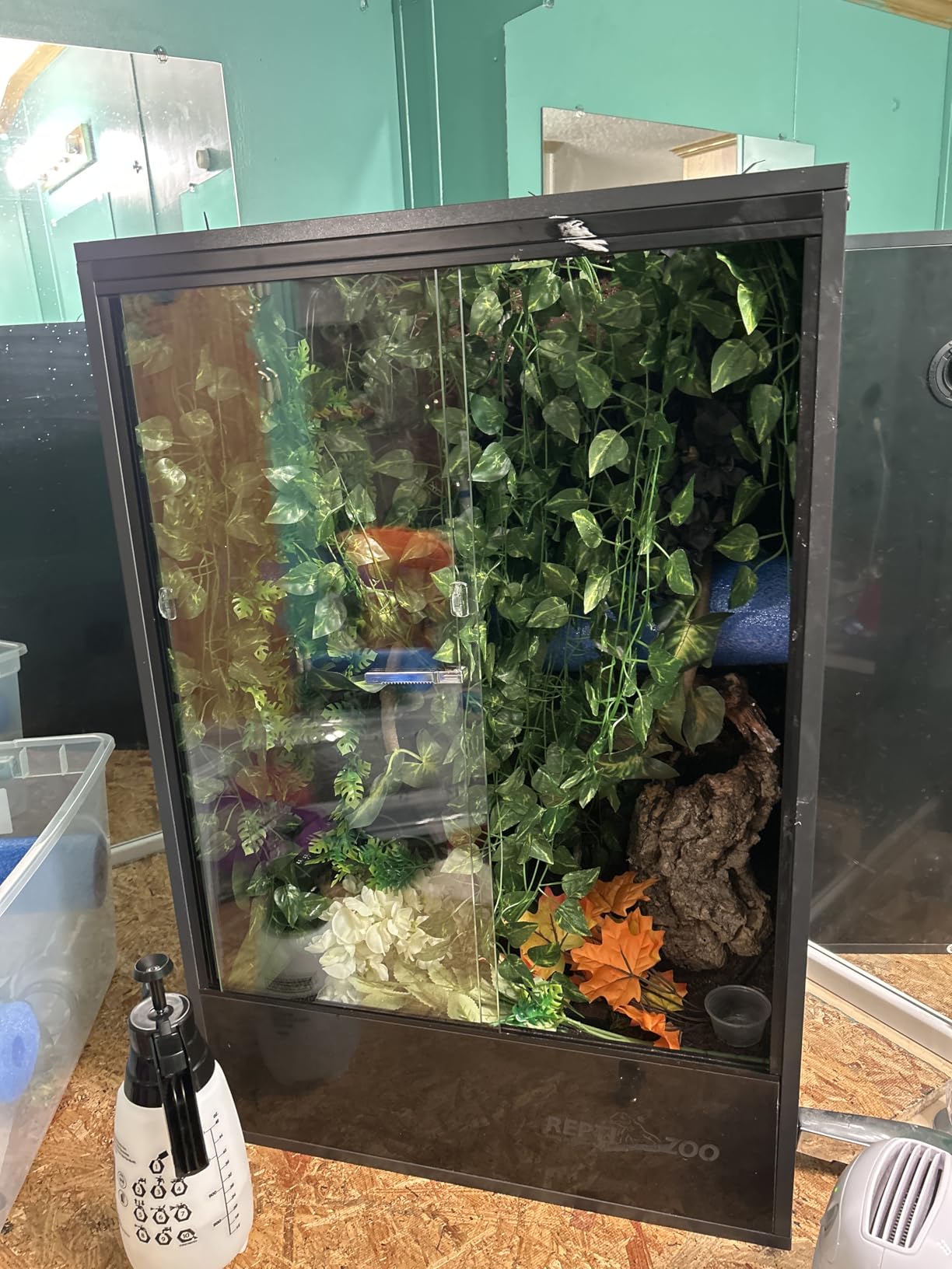 REPTIZOO 100 Gallon PVC Reptile Tank, 36x18x36 inch Extra Tall Large Reptile Enclosure, Chameleon Frog Gecko Lizard Arboreal Terrarium with Sliding Door & Screen Ventilation customer photo 2