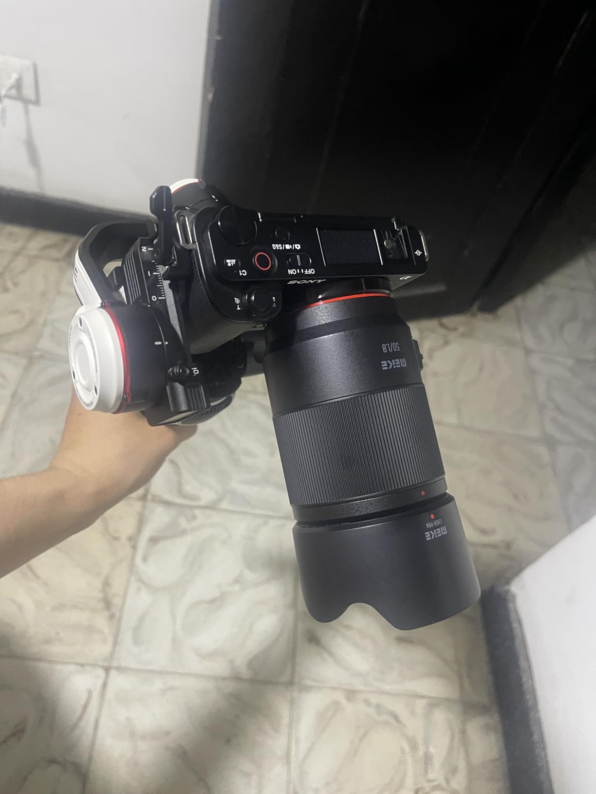 Meike 85mm F1.4 AF STM Full Frame Telephoto Lens for Sony E Mount customer photo 2