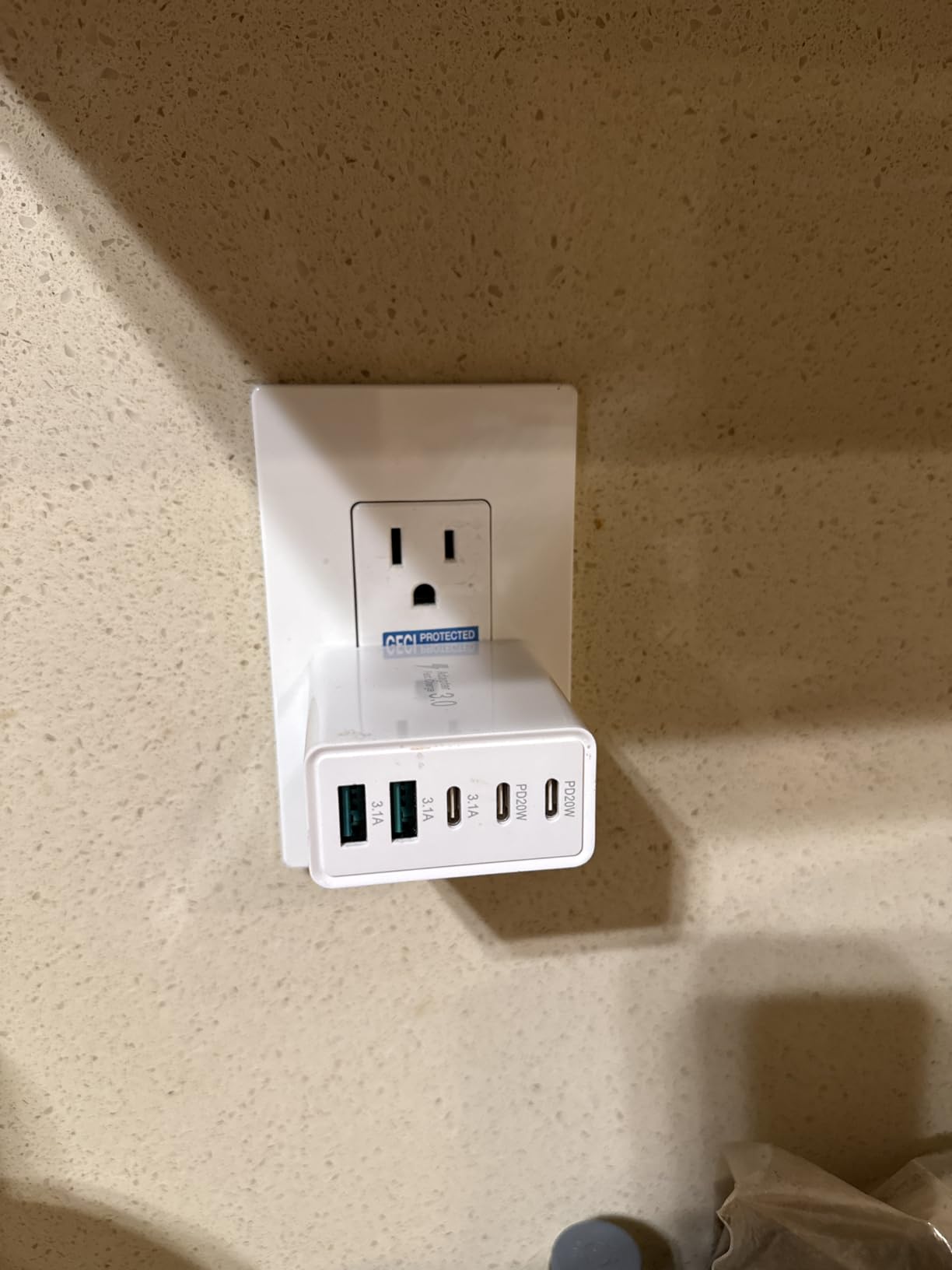 2Pack USB C Fast Charger Block, 60W 5-Port USB Wall Charger Brick, 2 USB A & 3 USB C PD3.0 Power Adapter Multiport Type C Charging Plug for iPhone 17/16/15/14, Pad Mini/Pro, AirPods 4, Galaxy S25 (White) customer photo 1