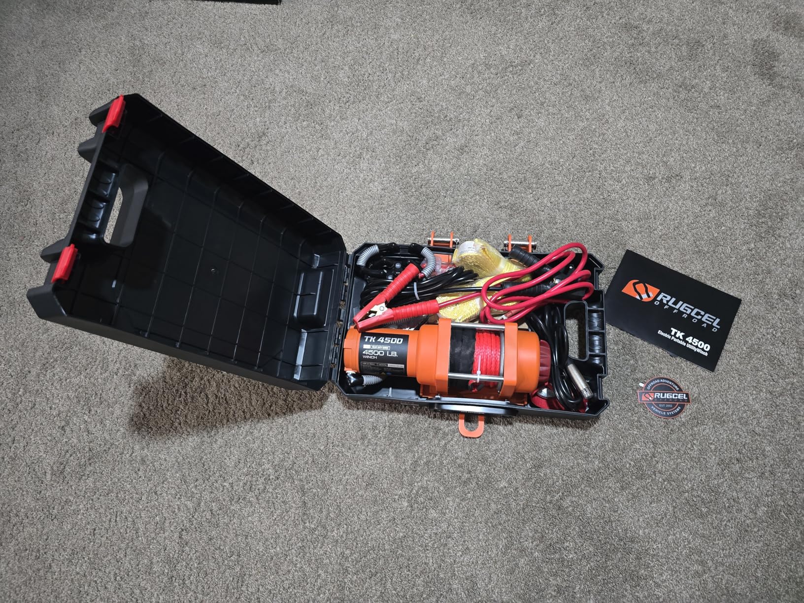 RUGCEL WINCH Portable Winch 12V DC Electric Utility winch,4500lb/2041kg Single Line Pull with Steel Mounting Plate, Integrated Hawse Fairlead and Synthetic Rope,Infrared remote control,atv utv winch customer photo 1