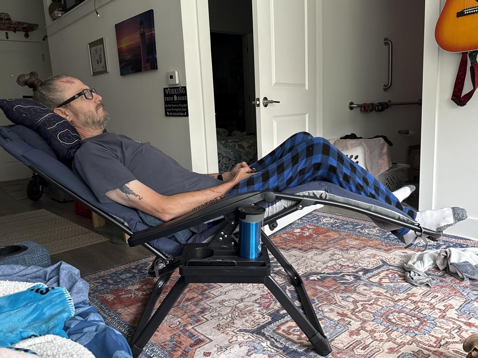 ZENPETIO 29In XL Zero Gravity Chair w/Cushion, Zero Gravity Recliner Lounge Chair for Indoor and Outdoor, Reclining Camping Chair for Lawn, Anti Gravity Chair with Cup Holder and Footrest, 440LBS customer photo 1