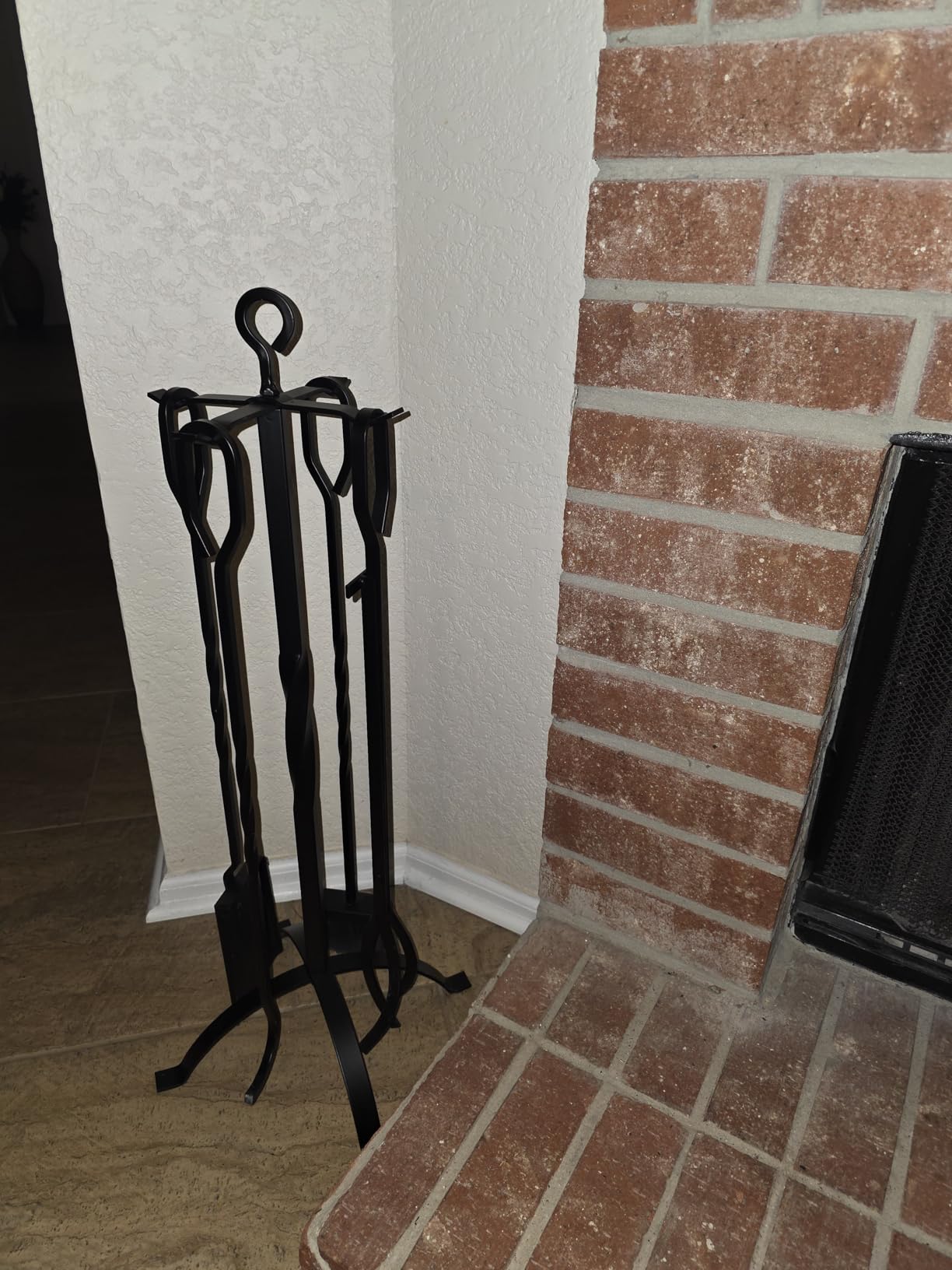 Gtongoko Fireplace Tools Set 5 Pieces 32 Inch Modern Black Wrought Iron Large Fire Tool Set for Outdoor/Indoor Include Chimney Poker, Tongs, Shovel, Brush and Stand Accessories Set customer photo 1