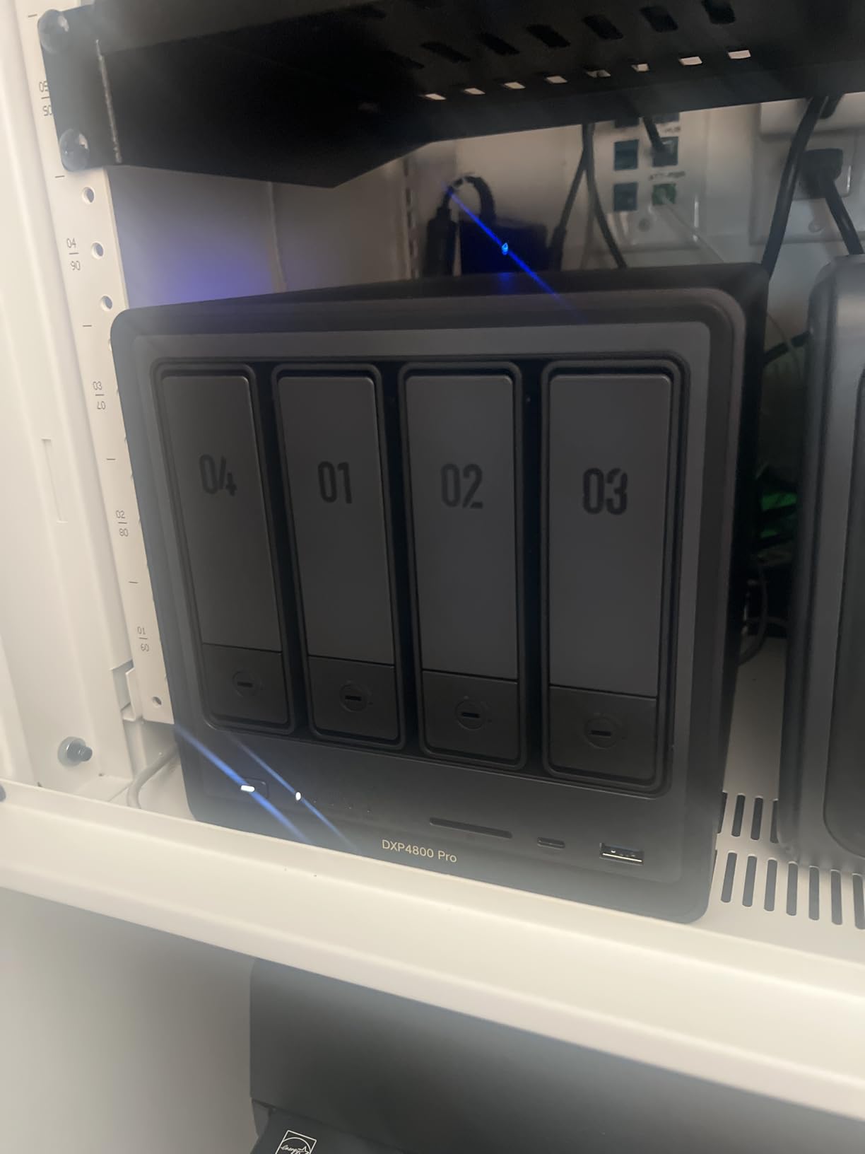 UGREEN NAS DXP6800 Pro 6-Bay Desktop NAS, Intel i5 1235u 10-Core CPU, 8GB DDR5 RAM, Built-in 128G SSD for System, 2X 10GbE, 2XM.2 NVMe Slots, 8K HDMI, 2XTBT4, Network Attached Storage (Diskless) customer photo 1