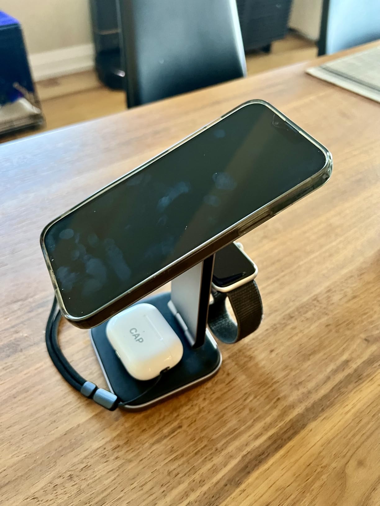 Satechi 3 in 1 Wireless Charging Station for Apple, MagSafe, Qi2 Certified, 15W Magnetic, Foldable Travel Charger Station for iPhone 17 to 12 Series, AirPods Pro/4/3, Apple Watch Series/Ultra/SE customer photo 1