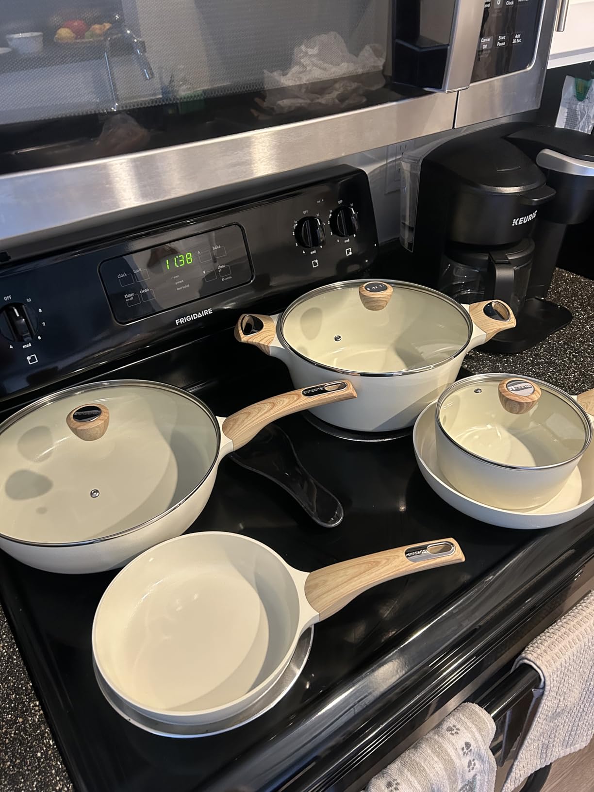 SENSARTE Ceramic Cookware Sets, Pots and Pans Set Non stick, 14 Piece Induction Cookware, Non toxic Healthy Non Stick Kitchen Cooking Set, with Frying Pans Set, PFAS PTFE PFOA PFOS Free customer photo 1