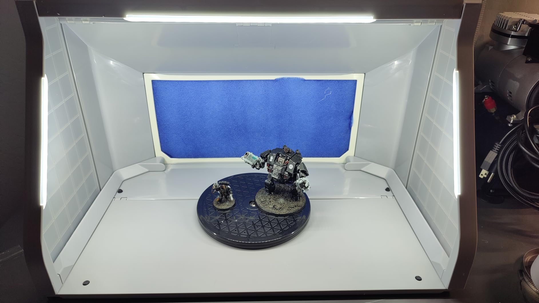 CO-Z Airbrush Spray Booth with Dual Fans & 4 LED Lihts, Folding Painting Booth with 19.5 cm Turntable, Portable Hobby Air Brush Booth with 140 cm Exhaust Hose for DIY Painting Model Craft Cake More customer photo 1