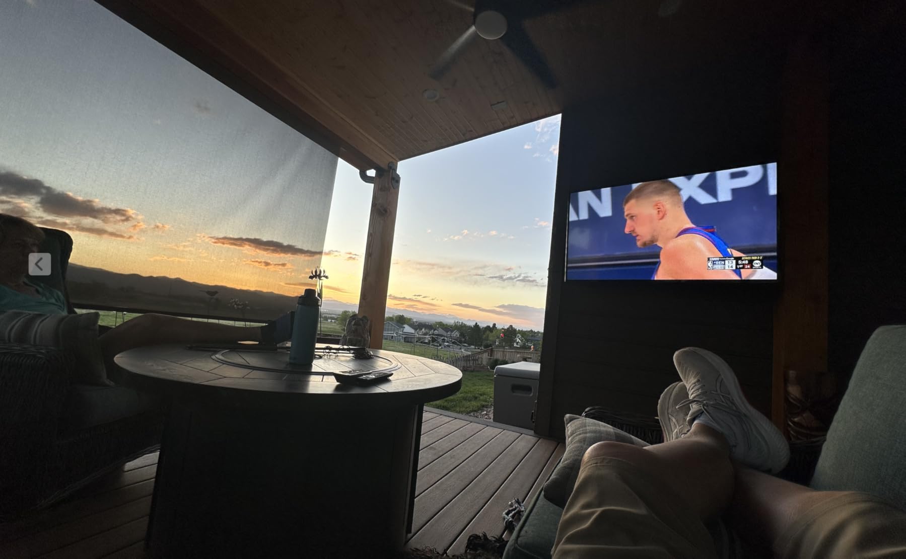 SYLVOX Outdoor TV, 65 inch 2000 Nit High Brightness Smart TVs, 4K Sunlight Readable Display, IP56 Waterproof, Smart TV for Outdoor Households or Commercial Places (Pool Pro 2.0/2024) customer photo 1