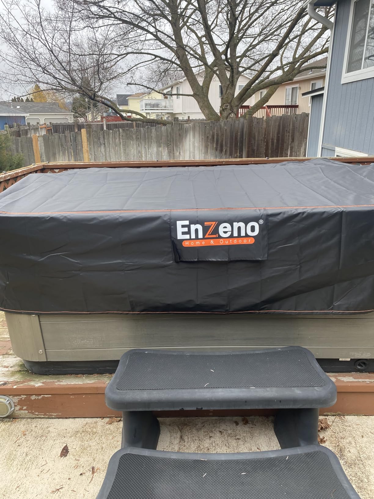 Enzeno Outdoor SPA Hot Tub Cover Waterproof Square 86 x 86 inch fit 84 x 84 or 83 x 83 or 82 x 82 or 7 ft x 7 ft 420D Heavy Duty Cub Hot Tub Lid Protectors Protective Cover Cap customer photo 1