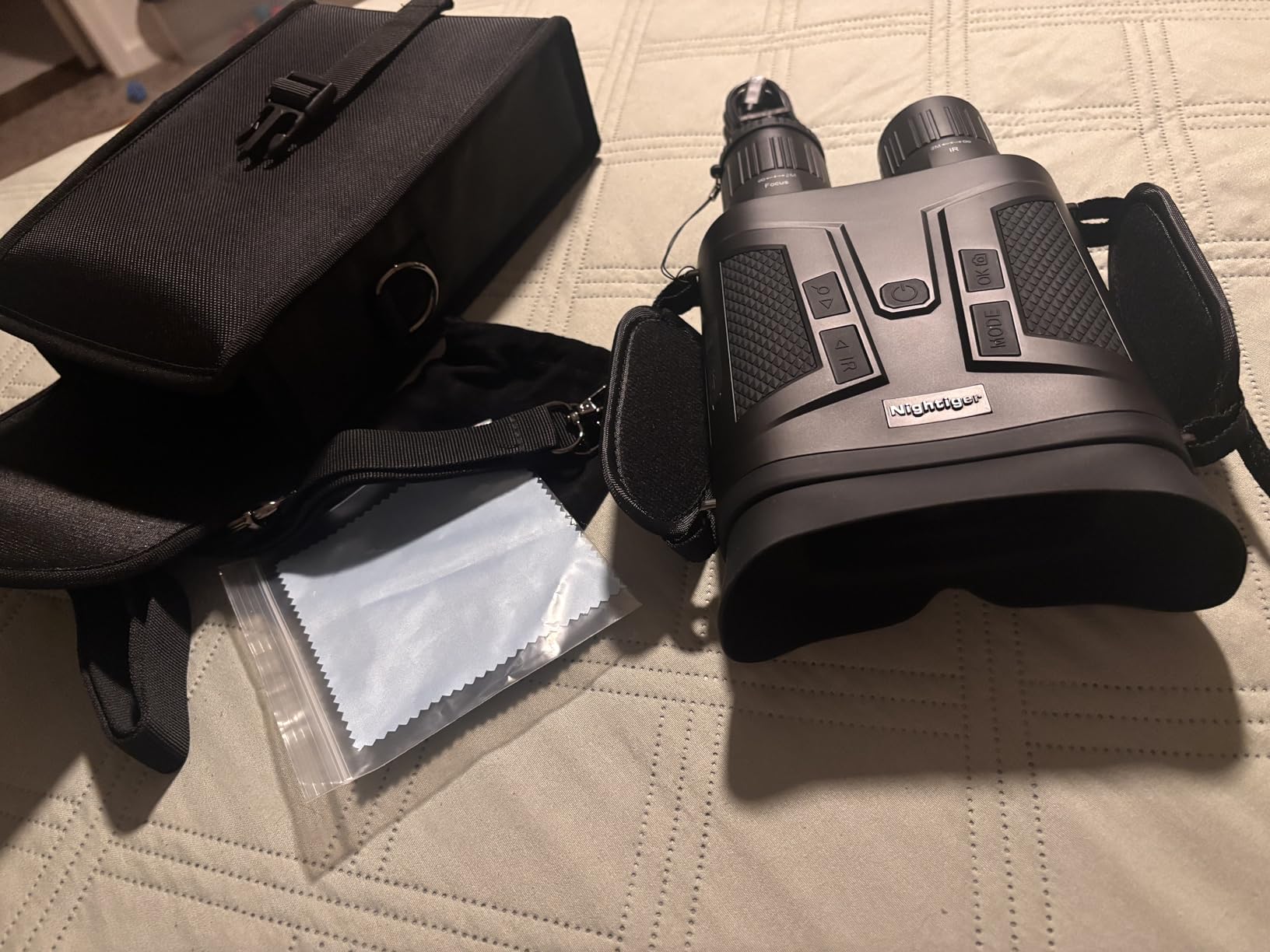 Nightiger Super Night Vision Binoculars with Ranging Function | Big Screen Long Viewing Range, Built-in 7000mAh Rechargeable Battery,10X Digital Zoom, Powerful Infrared Night Vision Goggles for Adults customer photo 1