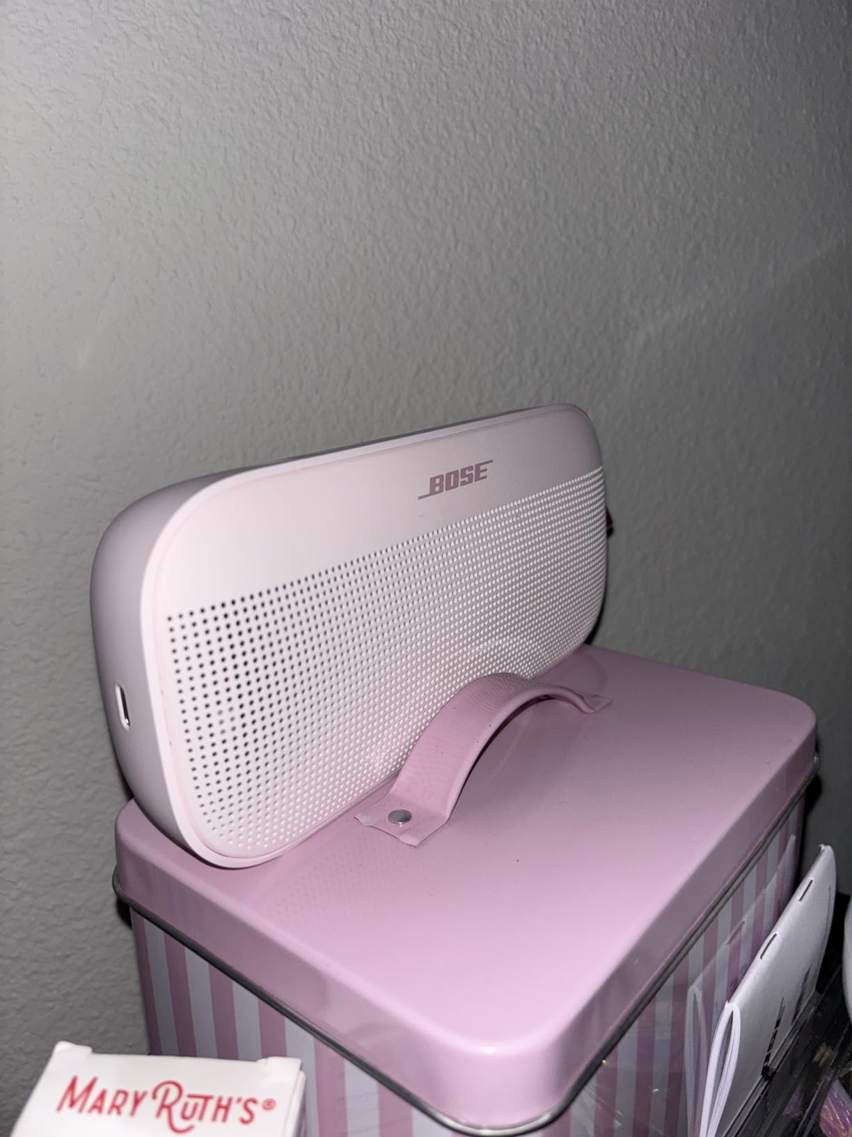 SoundLink Flex Bluetooth Speaker (2nd Gen) - Portable Outdoor Speaker with Hi-Fi Audio, Waterproof and Dustproof, USB-C, Up to 12 Hours Battery Life, Blue Dusk customer photo 2