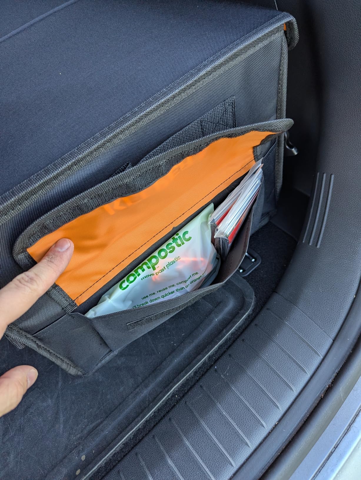 KEEPER Portable Trunk Organizer, 19L, Car Organizers and Storage, Non-Slip Bottom, Suitable for SUV, Minivan, and Cars customer photo 1