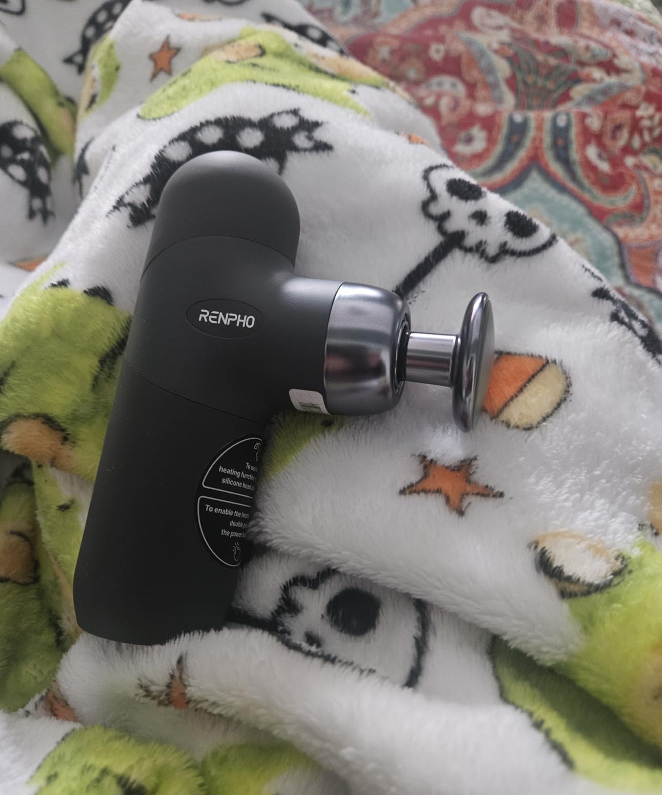 RENPHO Mini Thermal Massage Gun with Heat, Portable Deep Tissue Percussion Massager with 4 Heads for Neck & Back Comfort, Ultra-Quiet Operation for Home, Office & Travel customer photo 1