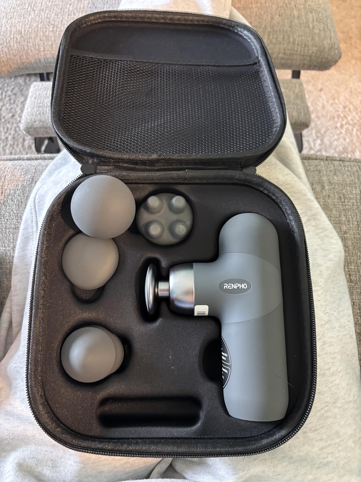 RENPHO Mini Thermal Massage Gun with Heat, Portable Deep Tissue Percussion Massager with 4 Heads for Neck & Back Comfort, Ultra-Quiet Operation for Home, Office & Travel customer photo 2