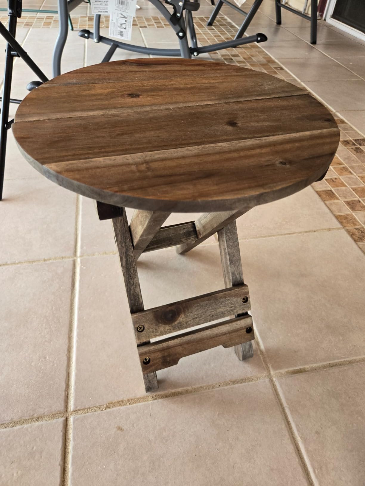 Small Patio Table, Outdoor Folding Side Table, Portable Accent Coffee End Table, Wood Top for Living Room, Bedroom (Round - Walnut-Set of 2) customer photo 1