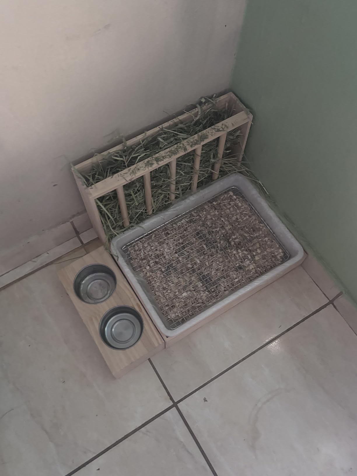 Extra-Large 2-in-1 Rabbit Litter Box & Hay Feeder Set, Wood, Mess Proof, for Guinea Pigs, Chinchillas, Hamsters, and Rabbits customer photo 2