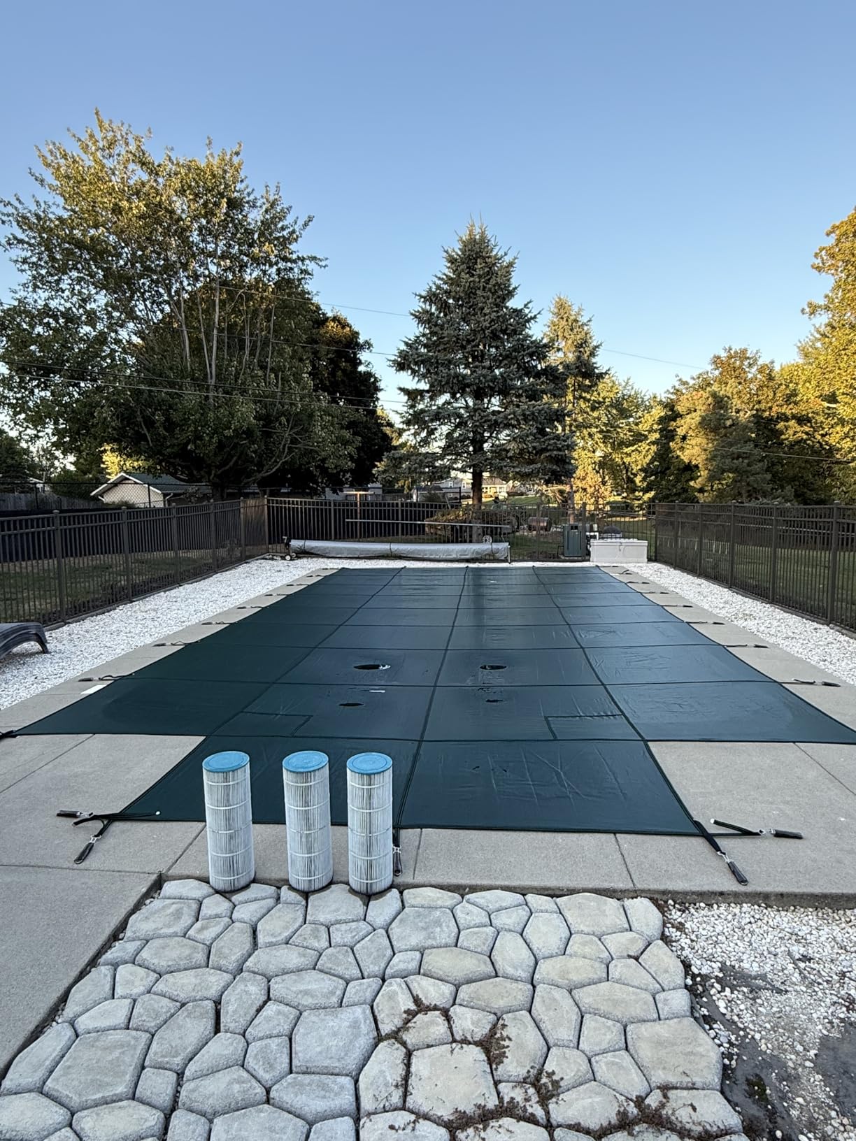 VEVOR Inground Pool Safety Cover 18' x 36' Rectangle with 4x8ft Center End Step, Safety Pool Covers Green Mesh, Triple Stitched, MAX Strength Winter Safety Cover for Children & Pets customer photo 2