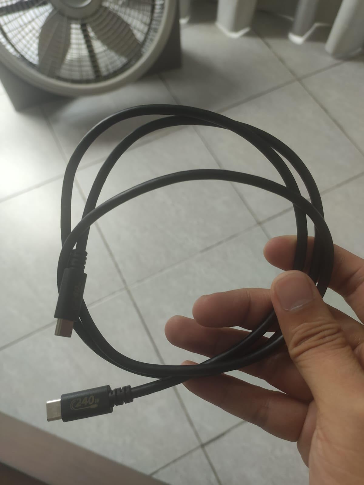 Cable Matters [USB-IF Certified] 240W USB C Cable - 3.3ft, Up to [240W Charging, 480Mbps], No Video Support, USBC Charger Cable/USBC Charging Cord for MacBook/iPad Pro/XPS/Surface Pro, Black customer photo 1