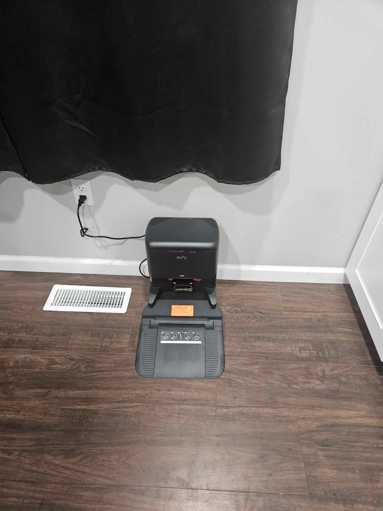 eufy S1 with All-in-One Station, HydroJet System with Roller Mop, Robot Vacuum and Mop Combo, Incredible Suction, Obstacle Avoidance, Multi-Level Mapping, Mop Auto-Retraction, Perfect for Pet Hair customer photo 1