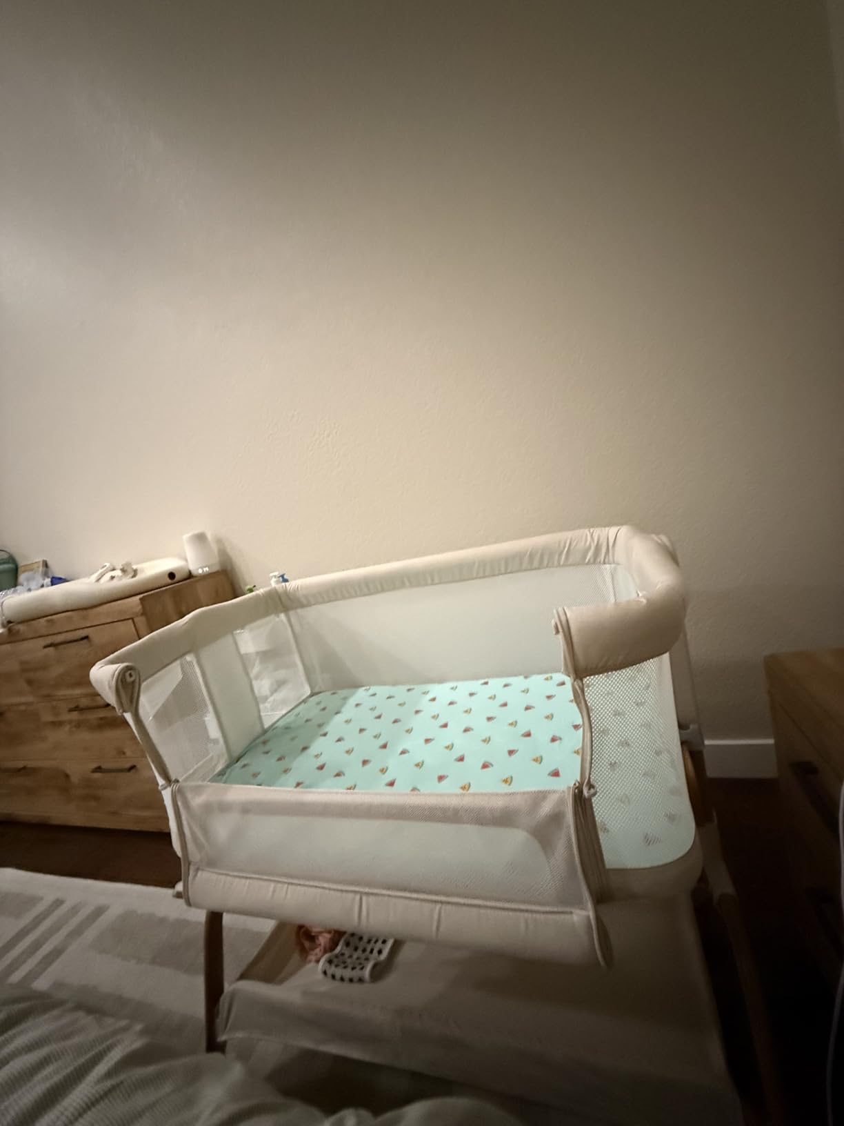 Baby Bassinet Bedside Crib, 3-in-1 Baby Bassinet Bedside Sleeper with Mattress and Soft, Breathable Sheet, Full-Mesh Sides, 6-Height Adjustable, Stable and Secure Crib for Newborns customer photo 2