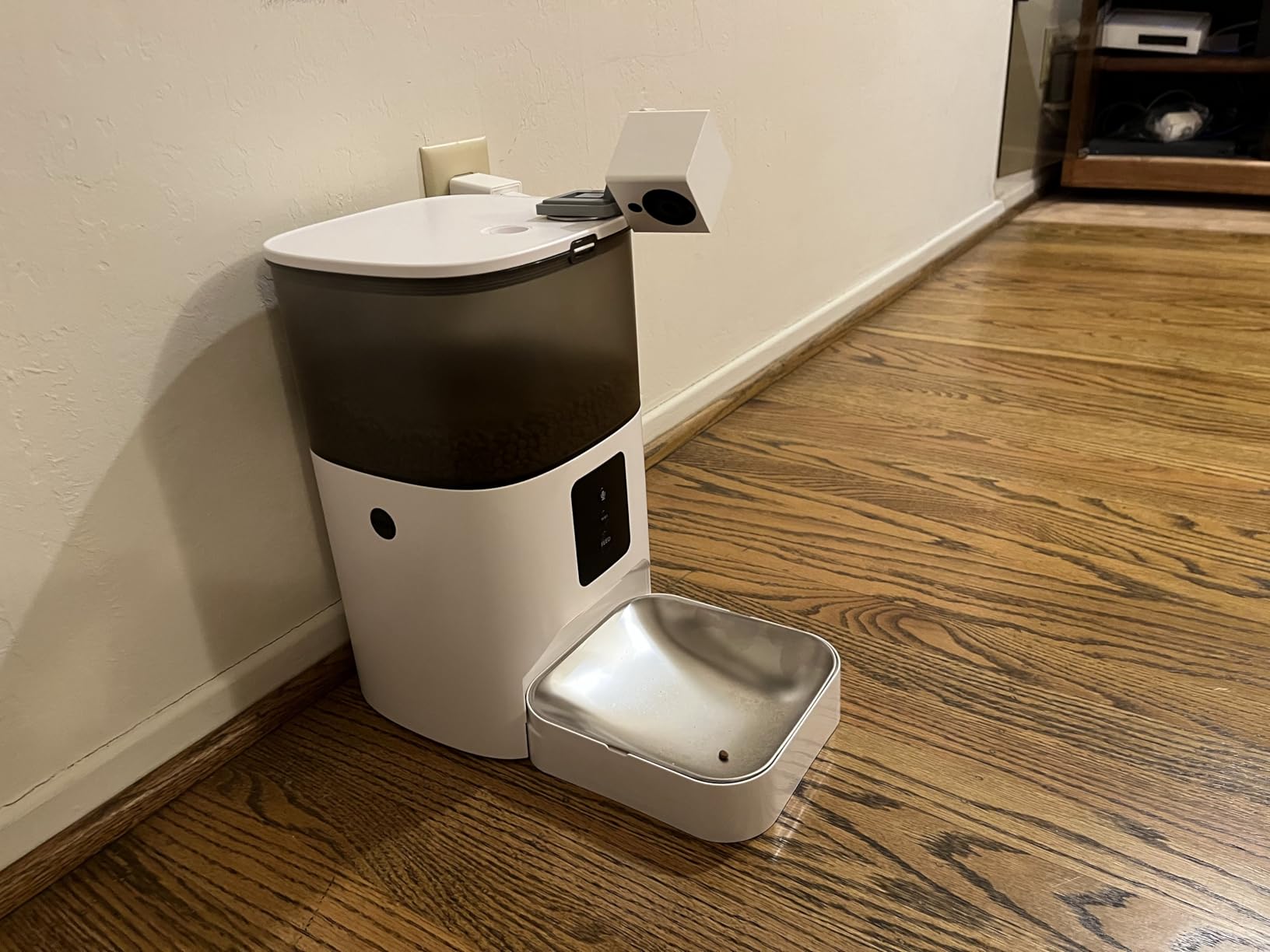 2.4G WiFi Automatic Cat Feeder, 4L Food Dispenser with 10s Voice Recorder, Pet Feeder up to 10 Meals per Day, Timed Cat Feeder with Dry Food Sealed Ring customer photo 2