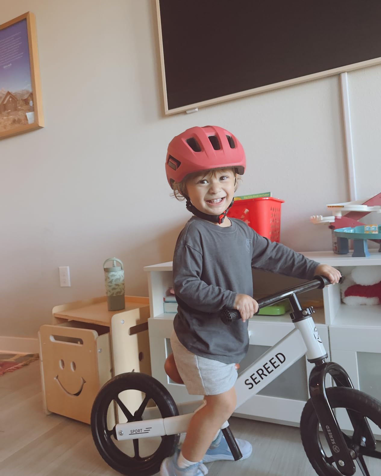 SEREED Toddler Balance Bike 2 Year Old, No Pedal Kids Toy Bike for 2-5 Years Old, Tool-Free Adjustment, Gift for 2-3 Boys Girls, Customize Plate with 3pcs Stickers (White) customer photo 2