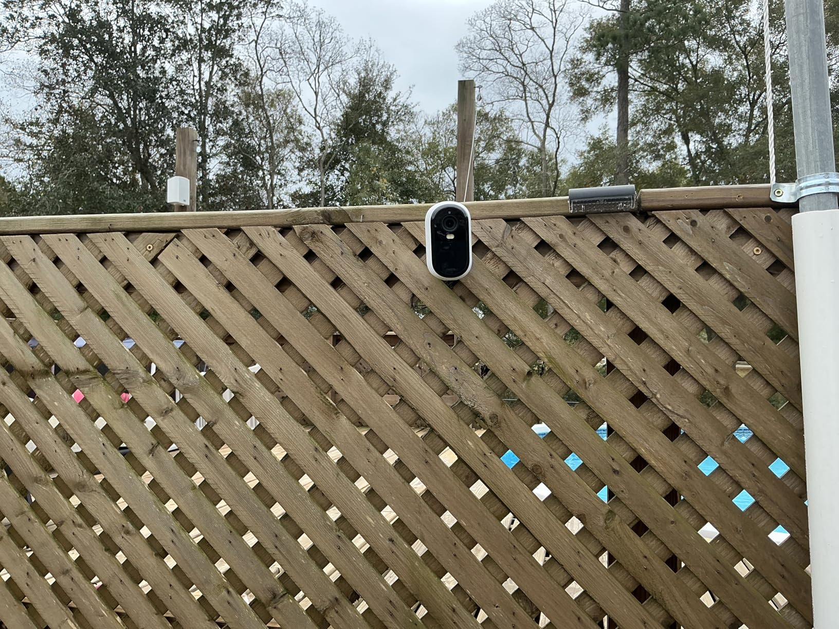 Essential Security Cameras Wireless Outdoor 1080p HD (2nd Gen, 2023 Release) - Battery Power, Person Recognition, Package Detection, Animated Preview, 1-Month Trial of Secure Plan, 3 Cam, White customer photo 2