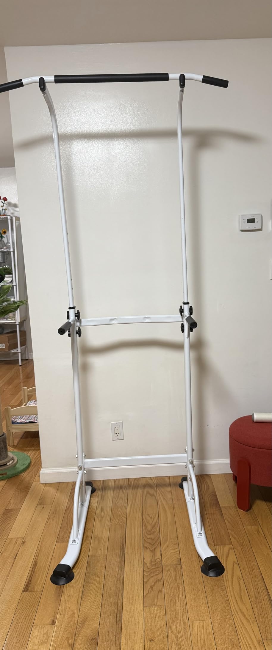 Power Tower Pull Up Bar and Dip Station, Multi-Function Home Gym, Strength Training Fitness Equipment, Height Adjustable customer photo 1