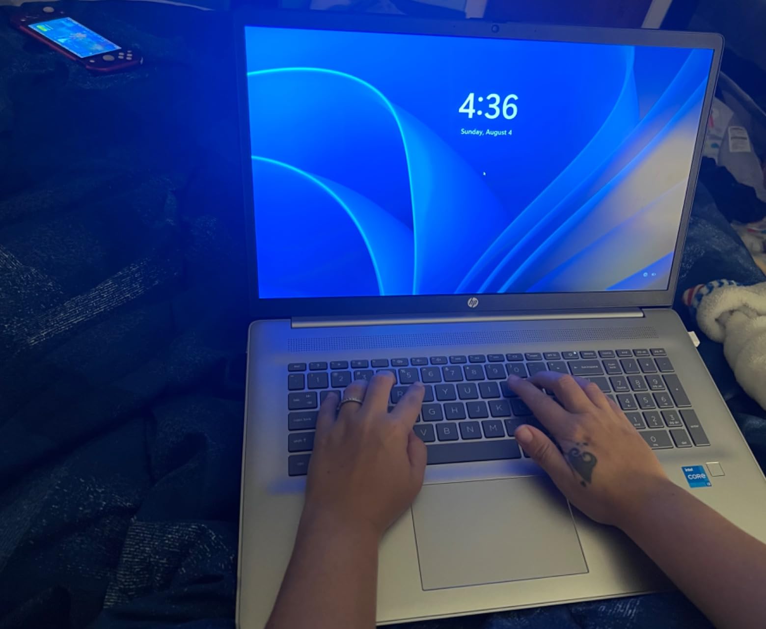 HP 17inch Laptop - Intel i3-N305 Beat i7-1165G7-32GB RAM -1TB SSD -Windows 11 - HD+ IPS Display - Computadoras Portatil Laptop - Microsoft Copilot - 10Hours Battery Life - School Student customer photo 1