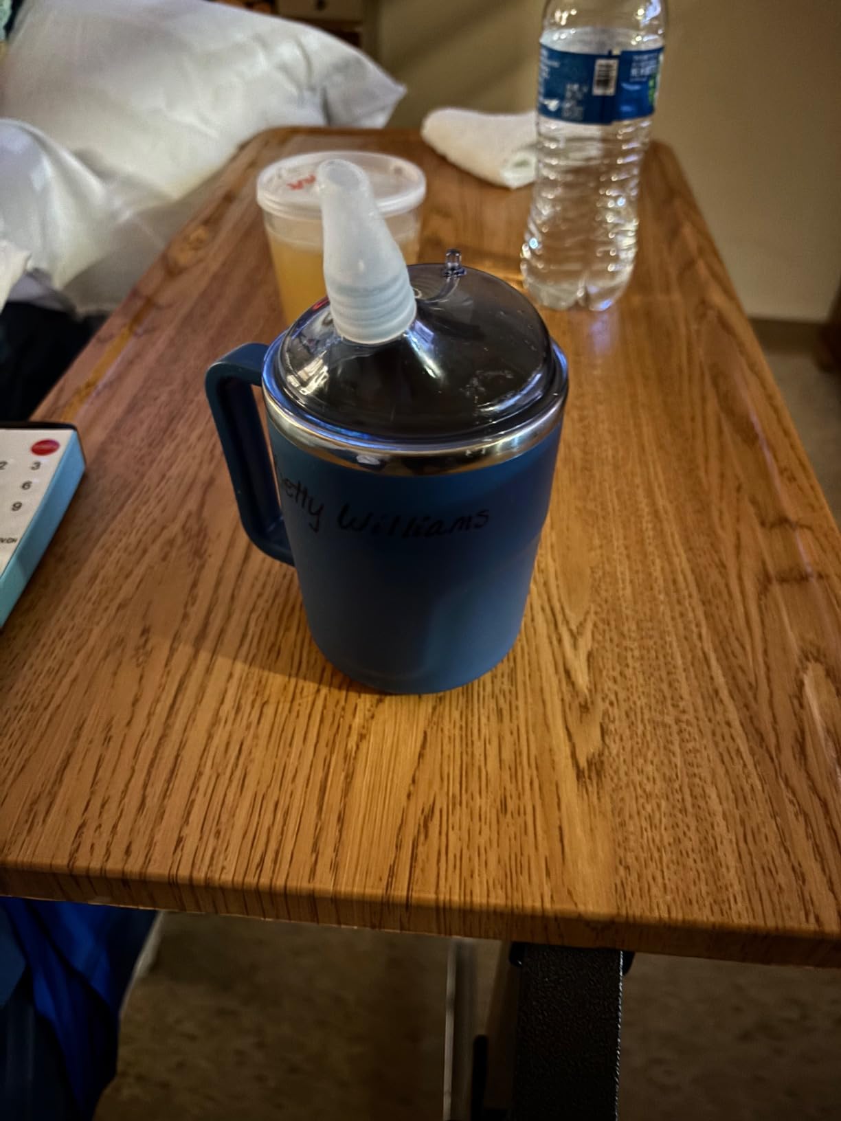 Adult Sippy Cup, 14oz Spill Proof Cup with Straw for Elderly, 3 in 1 Stainless Steel Sippy Cup with 2 Lids, No Spill Feeding Cups for Patient Disabled Maternity Drink Water Milk Soup - Blue customer photo 2