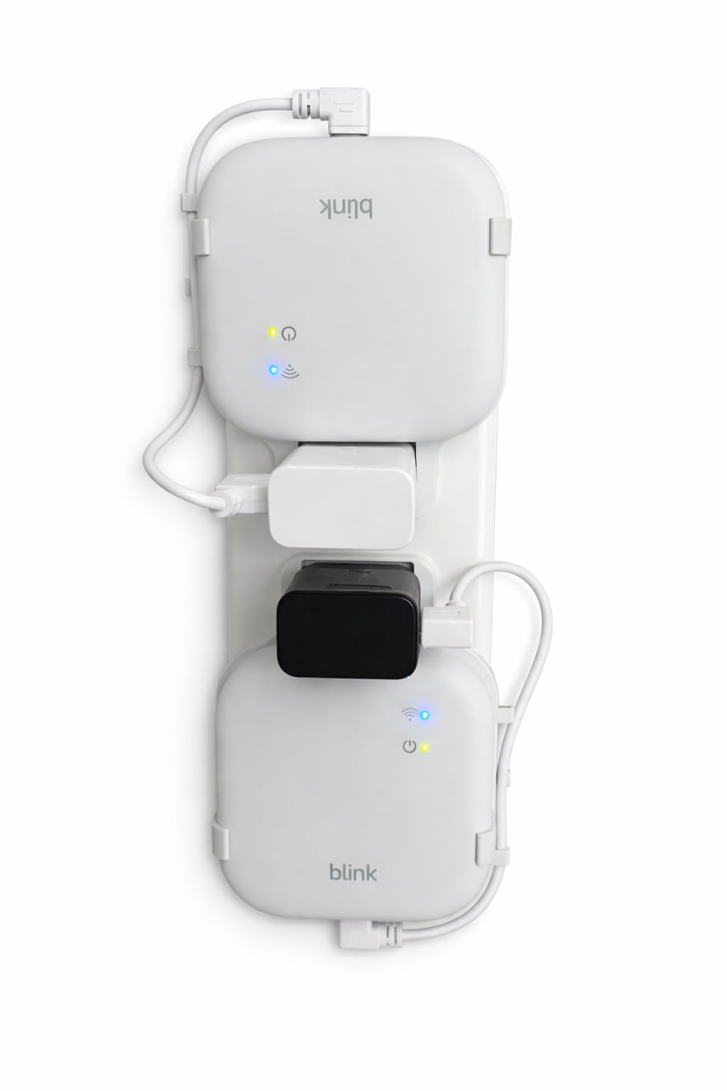 Blink Outdoor 4 - Wireless smart security camera, two-year battery life, 1080p HD day and infrared night live view, two-way talk. Sync Module Core included - 5 camera system customer photo 2