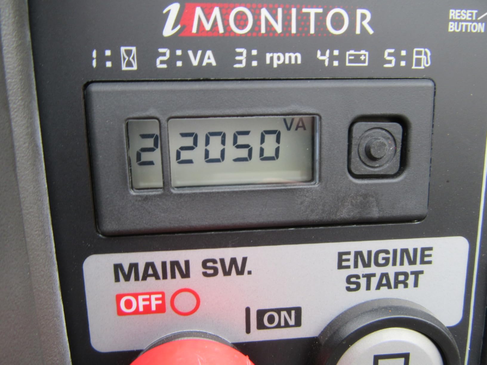 Honda EU7000IS 7,000 Watt Inverter Portable Backup Generator, Super Quiet, Electric Start customer photo 1