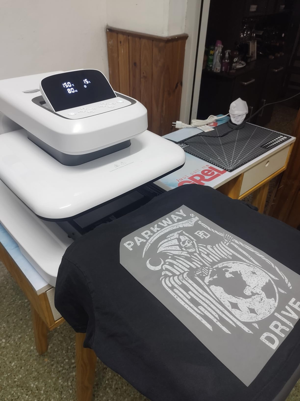 HTVRONT Auto Heat Press 2 - Heat Press Machine for T Shirts with Adjustable Pressure customer photo 2
