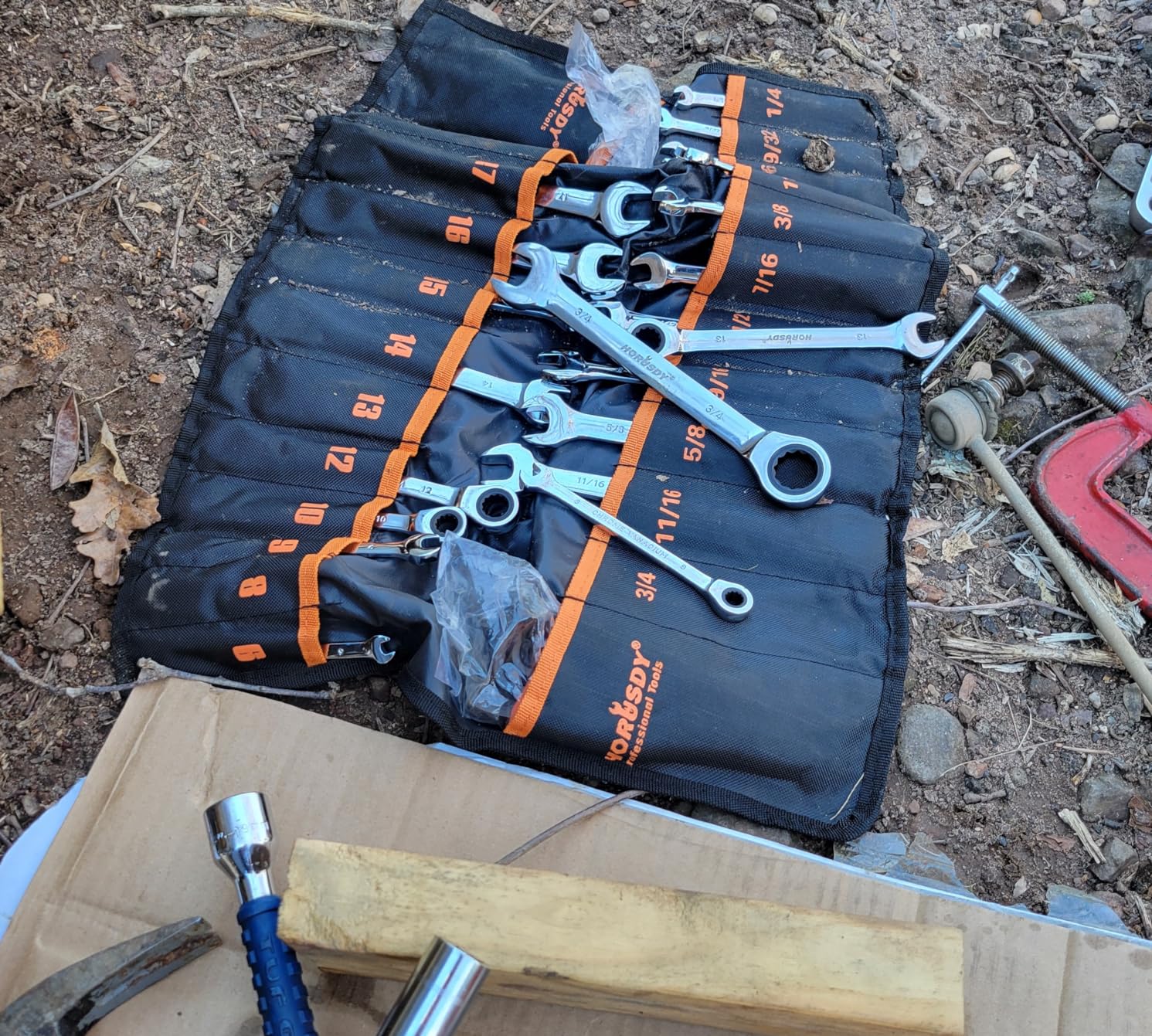 HORUSDY 26-Piece Ratcheting Wrench Set | Metric and SAE | Ratchet Combination Wrenches Set with Organizer | 72-Tooth | Chrome Vanadium Steel | 6-19 mm & 1/4 to 3/4 (13-Piece Metric&SAE) customer photo 1