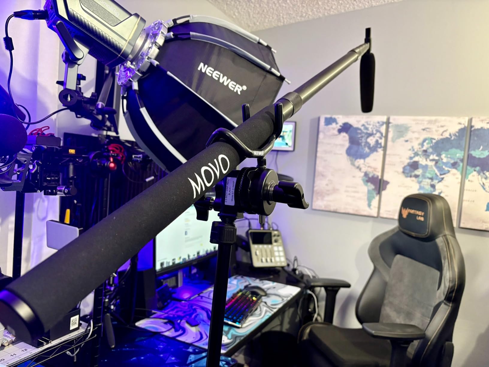Movo CMP-17 Professional 9.8' Aluminum Boom Pole for Shotgun Microphones - Compatible with Rode NTG Series, Sennheiser MKE600, Audio-Technica AT875R & More customer photo 1