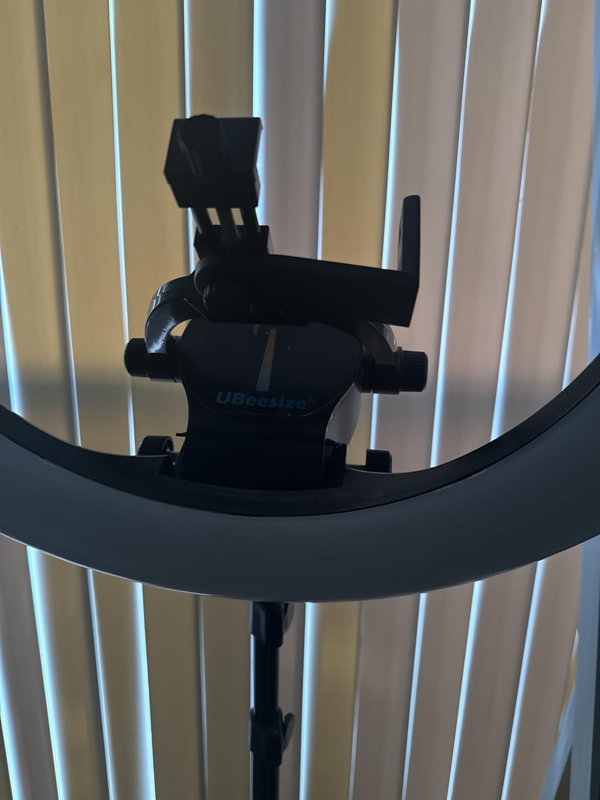 UBeesize 22 inch Ring Light with 72 inch Stand, 65W Large Ring Light with Phone Holder, Dimmable LED Light for Makeup Barber Stylist Tattoo YouTube TikTok Photography customer photo 2