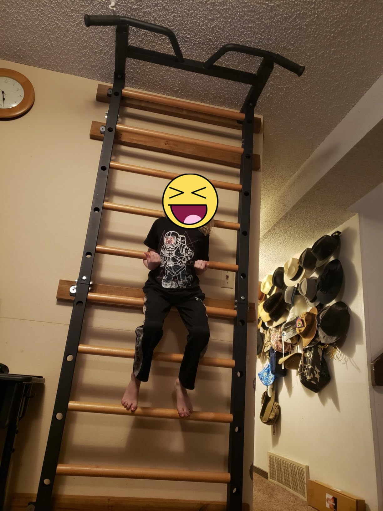 Kipika Gymnastic Stall Bar - 2x2 Swedish Ladder with 1 Hole, Wall Mounted Pull-up Bar Ladder Suspension Trainer, Solid Wood Grips Gymnastics Training Bar for Home, Wall Gym, School customer photo 1