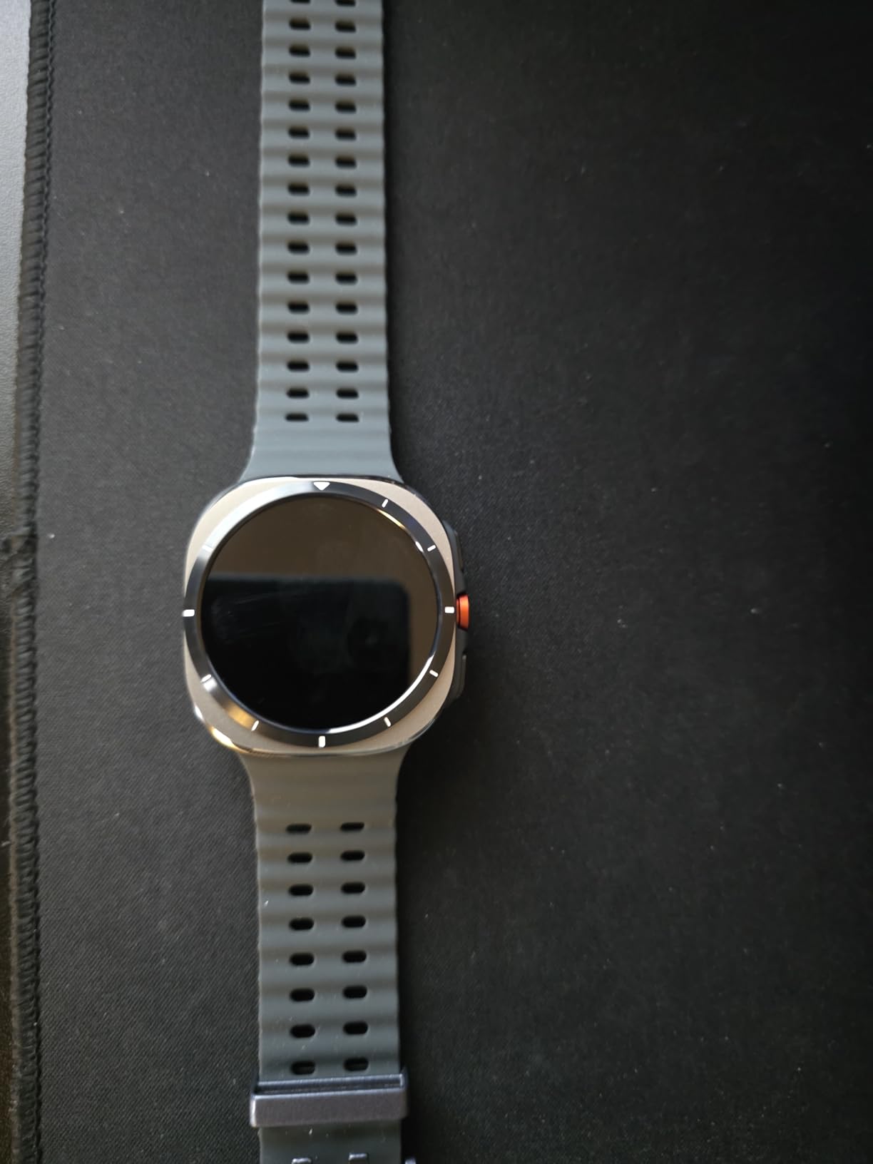 SAMSUNG Galaxy Watch Ultra 47mm LTE AI Smartwatch w/Energy Score, Wellness Tips, Heart Rate Tracking, Sleep Monitor, Fitness Tracker, GPS, 2024, Titanium Silver (Renewed) customer photo 2