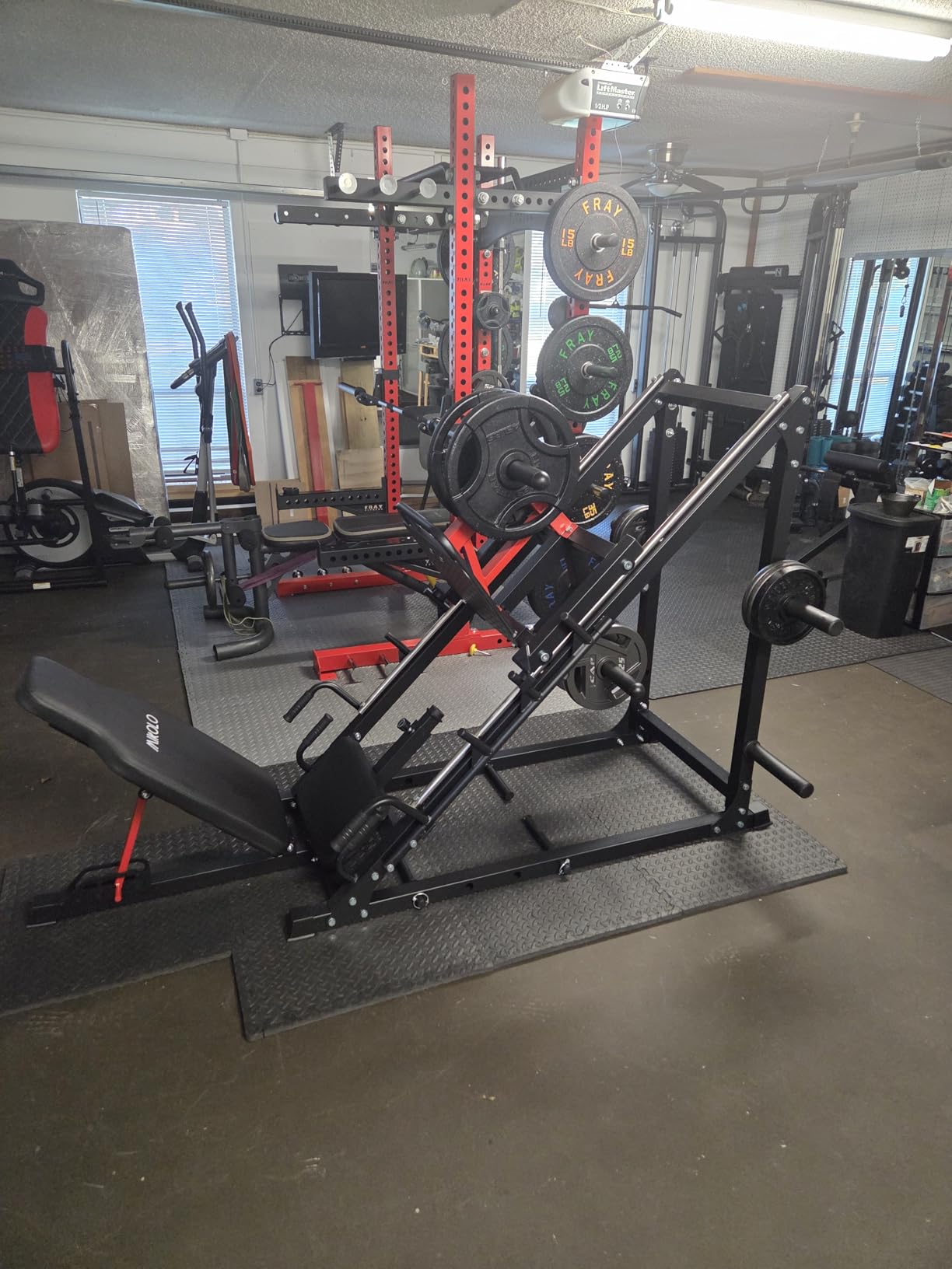 Mikolo 45 Degree Leg Press for Home Gym - Professional Lower Body Workout Machine for Fitness and Strength Training customer photo 1