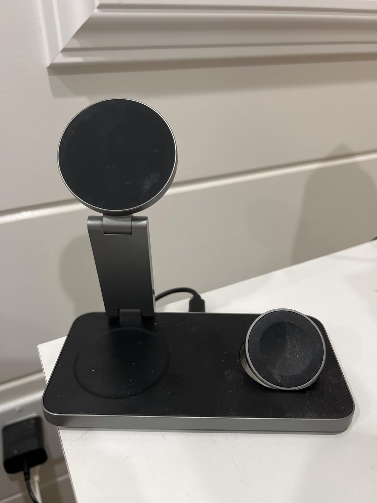 UEQ Foldable 3 in 1 Wireless Charging Station for Apple MagSafe Charger Stand, Fast Magnetic Wireless Charger customer photo 2