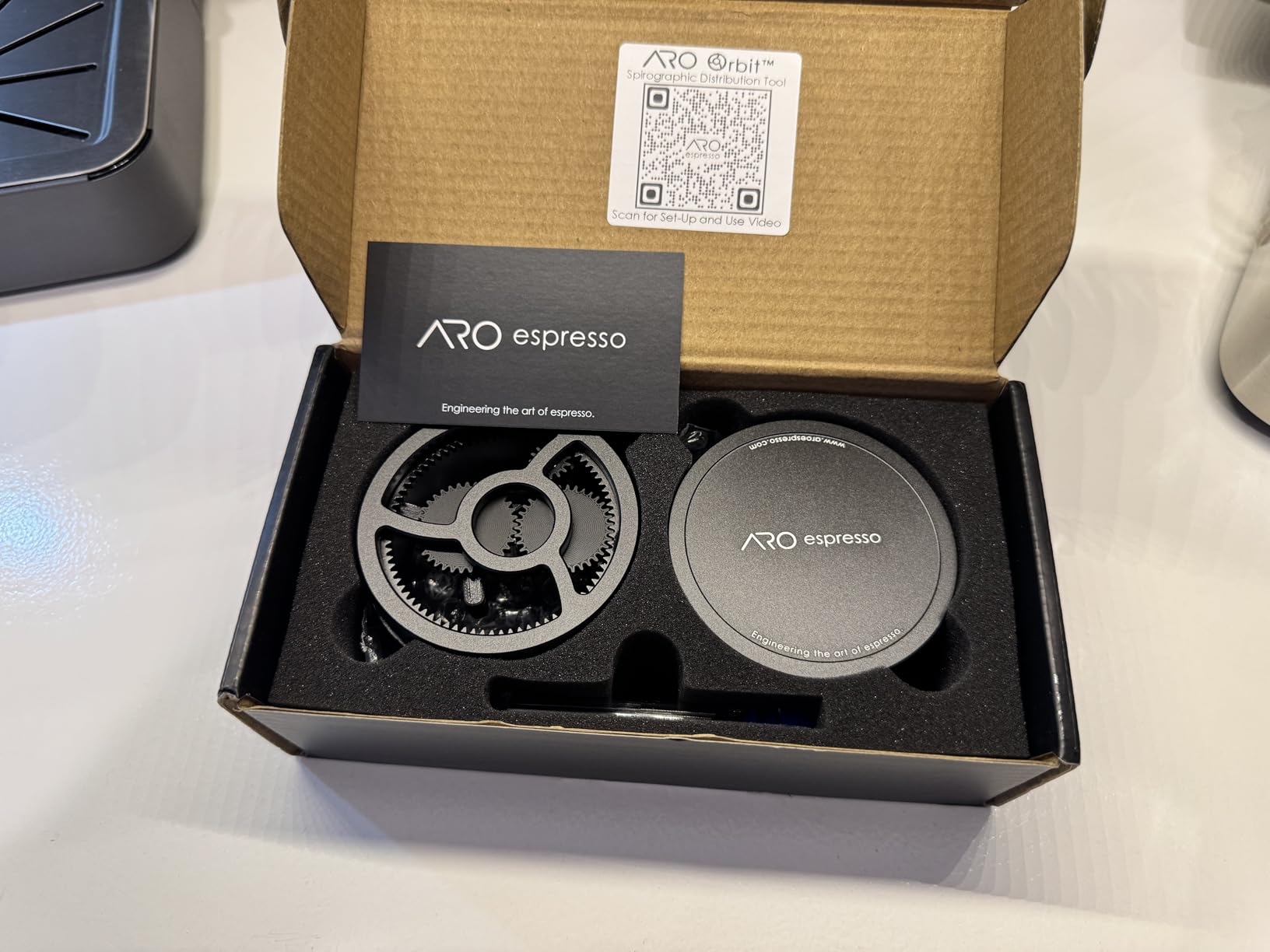 ARO Orbit PRO Aluminum Spirographic WDT Tool, Mechanical Geared Spinning Distribution Tool for Home Baristas and Professional Cafes, Compatible with 58mm Portafilters customer photo 2