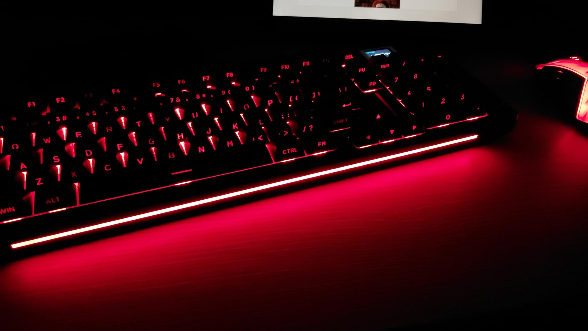 AULA S98 Pro Wireless Mechanical Keyboard,Smart Screen & Knob,Tri-Mode BT5.0/USB-C/2.4GHz Creamy Keyboard,Pre-lubed Linear Switches,Hot Swappable RGB Backlit Computer Gaming Keyboards customer photo 1