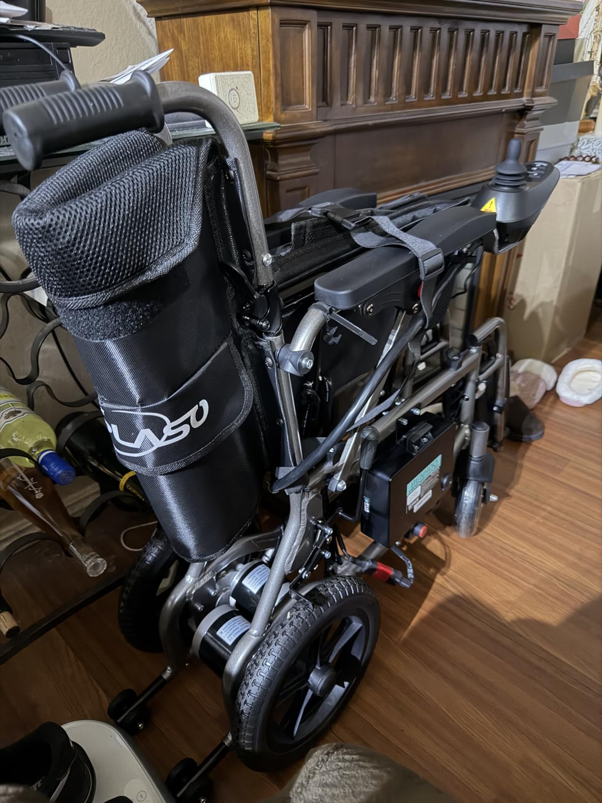 Electric Wheelchair for Adults Lightweight Foldable Electric Wheelchair for Seniors Motorized Wheelchair Power Wheelchairs for Adults 47lb (Black) customer photo 1