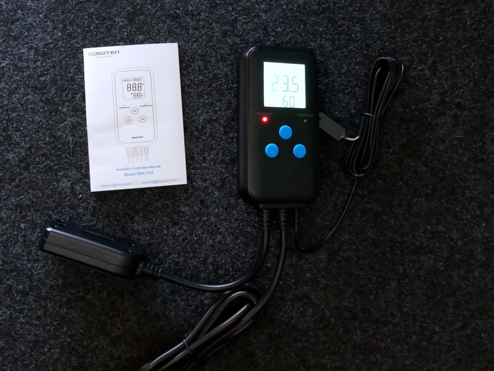 DIGITEN Humidity Controller Pre-Wired Digital Humidistat with Temperature Display, Dual-Stage Outlet Humidifier /Dehumidifier for Mushroom,Reptile, Greenhouse, Fan, Grow Tent customer photo 1