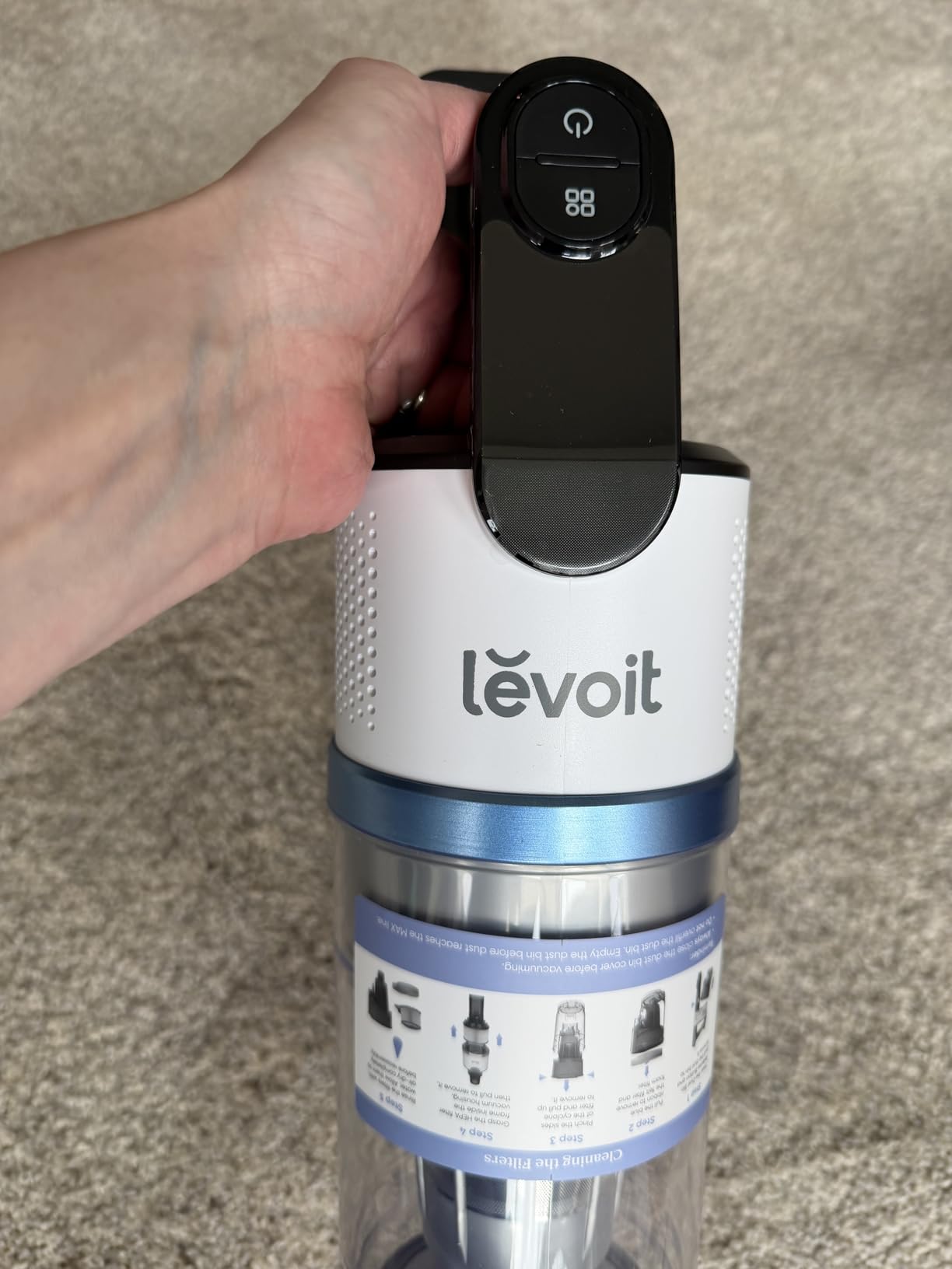 LEVOIT AERO Cordless Vacuum with Auto-Empty Station, HyperPulse Technology, Anti-Tangle Brush, 5-Stage Filtration, HEPA Filter, Up to 70 Mins, Powerful Suction for Pet Hair, Carpet, Hard Floor, White customer photo 2