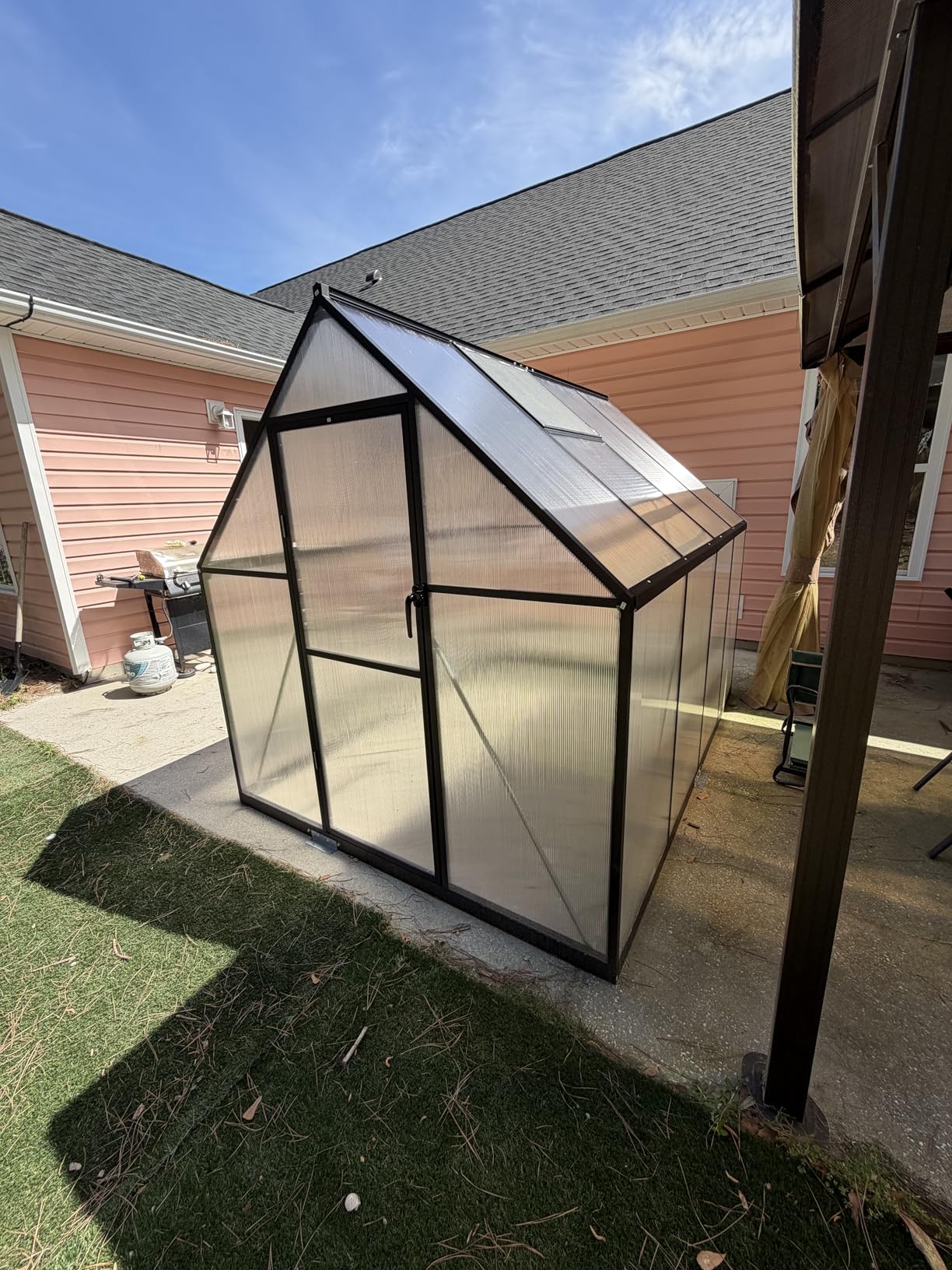 HOOYEAH 6 x 8 FT Polycarbonate Greenhouse, Winter Greenhouses for Outdoors, Outdoor Greenhouse with Roof Air Vent, Heavy Duty Walk-in Aluminum Green House for Outside Garden Backyard customer photo 2