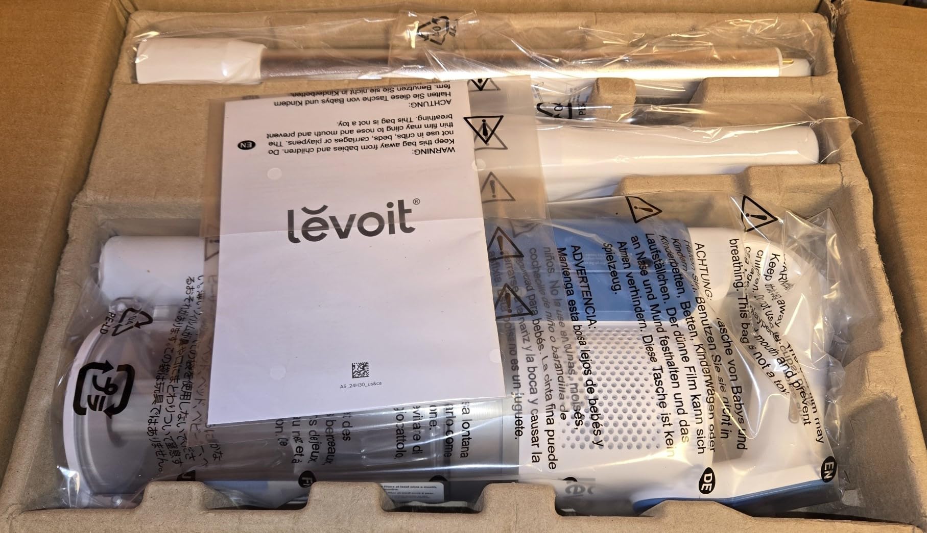 LEVOIT Cordless Stick Vacuum, Anti-Tangle, LED Headlights, Removable Battery, Self-Standing, Strong Suction, for Pet Hair, Hard Floor, Carpet, LVAC-200 White&Blue customer photo 2