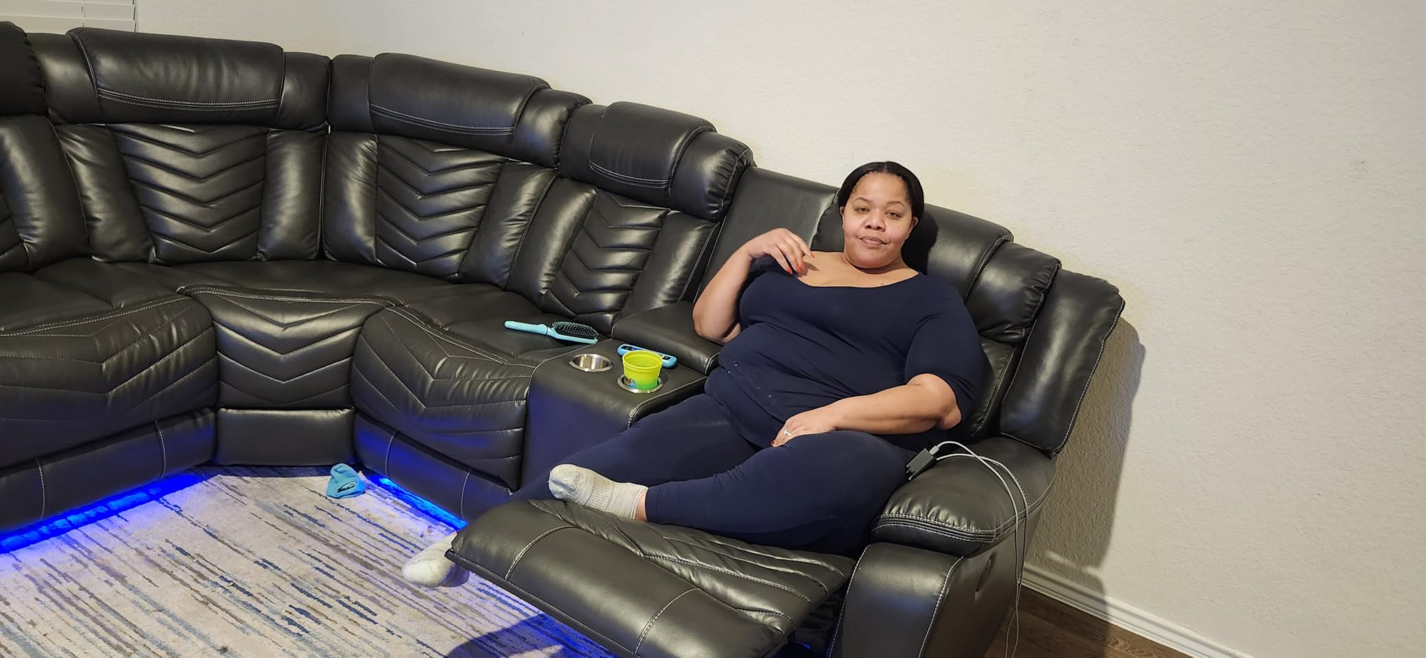 Power Recliner Sectional Sofa Couches with Bass Speakers for Living Room, Faux Leather Reclining Corner Sectionals Sofa Couch Sets with LED Light, Electric Theater Recliners Home, White customer photo 1